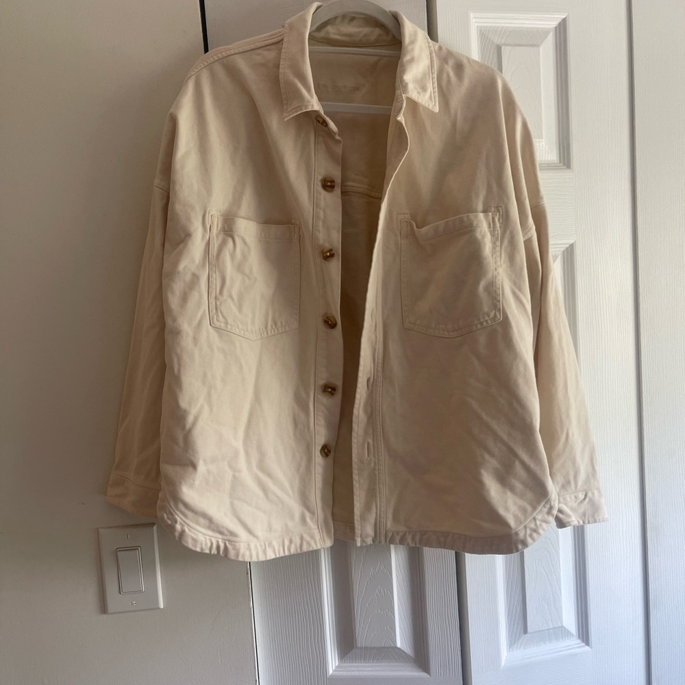 Vuori Cream Button-Up Women's Jacket
